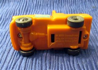 LOT OF 11 MIXED LOT ERTL HOTWHEELS MATTEL DISNEY PIXAR TOY CARS - ASSORTED LOT H